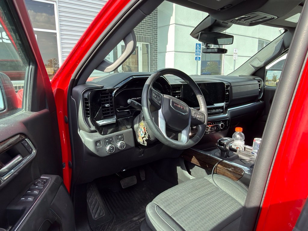 Used 2023 GMC Sierra 1500 Elevation w/ X31 Off-Road Package AWD/4WD image 7