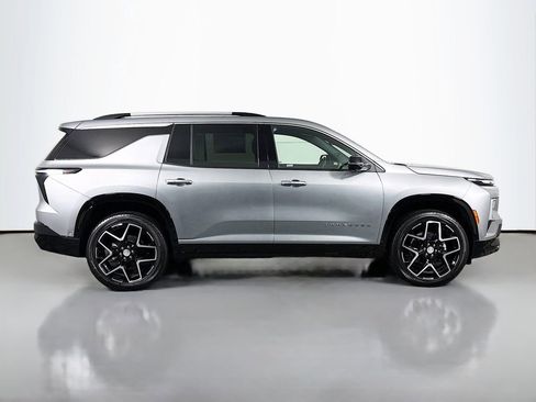 New 2026 Chevrolet Traverse High Country image 8