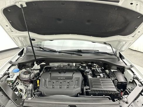 Used 2023 Volkswagen Tiguan SE AWD/4WD image 24