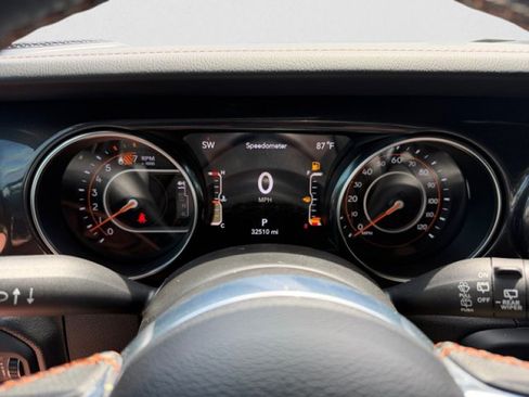 Used 2023 Jeep Wrangler Unlimited Rubicon 392 AWD/4WD image 16