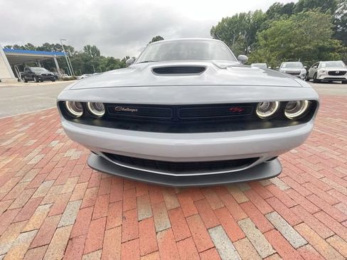 Used 2021 Dodge Challenger R/T Scat Pack RWD image 37