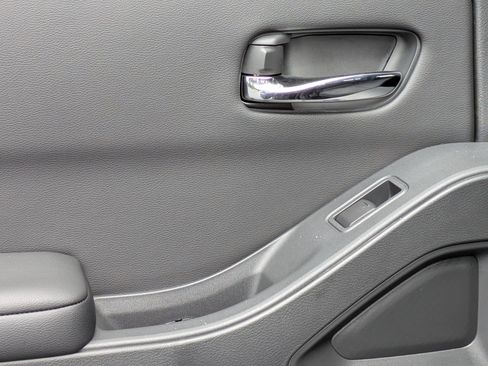 New 2026 Nissan Frontier SV w/ SV Convenience Package image 25