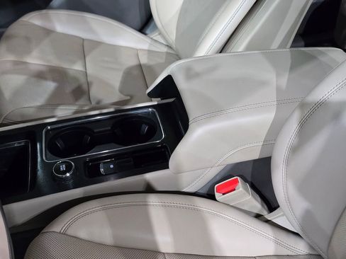 Used 2022 Lincoln Corsair Reserve w/ Equipment Group 201A image 28