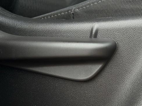 Certified 2024 Chevrolet Silverado 1500 Custom image 24