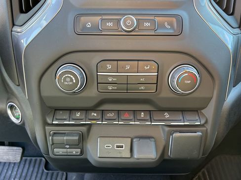 Used 2024 Chevrolet Silverado 2500 Custom w/ Custom Convenience Package image 27