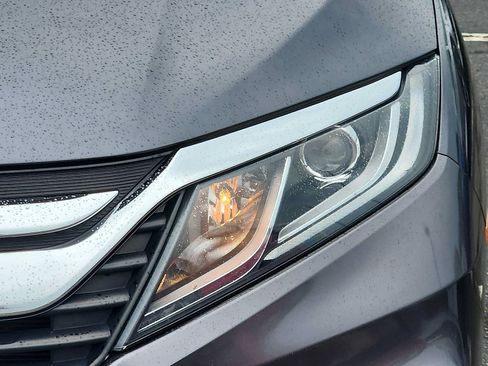 Used 2018 Honda Odyssey LX image 9