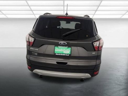 Used 2018 Ford Escape SE w/ SE Sync 3 Package AWD/4WD image 7