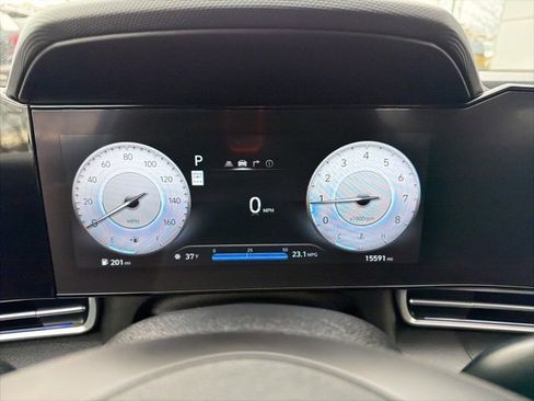 Certified 2024 Hyundai Elantra SEL w/ Convenience Package image 21