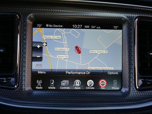 Used 2015 Dodge Challenger SRT Hellcat image 16