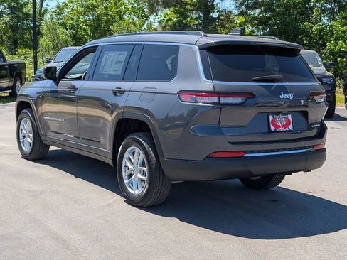 New 2026 Jeep Grand Cherokee L Laredo RWD image 5