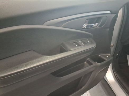 Certified 2020 Honda Ridgeline Sport image 12