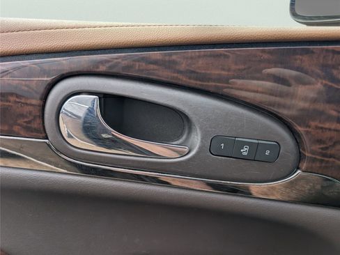 Used 2015 Buick Enclave Leather image 29