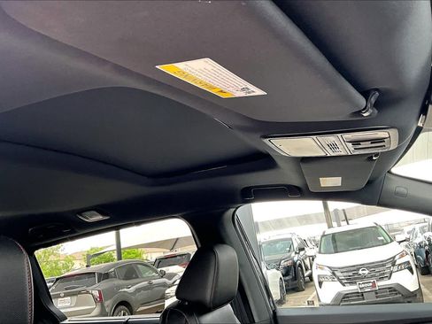 Used 2024 Honda Odyssey Sport image 14