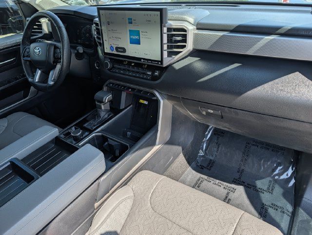 Used 2024 Toyota Tundra Limited AWD/4WD image 35
