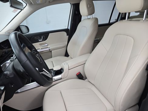 Used 2020 Mercedes-Benz GLB 250 image 15