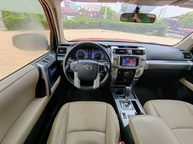 Used 2016 Toyota 4Runner SR5 RWD image 29