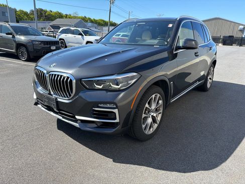 Used 2021 BMW X5 xDrive40i AWD/4WD image 3