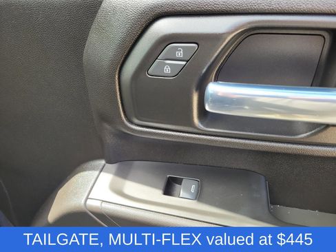 Used 2024 Chevrolet Silverado 2500 Custom w/ Custom Value Package AWD/4WD image 9