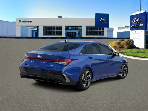 New 2026 Hyundai Elantra Limited image 5