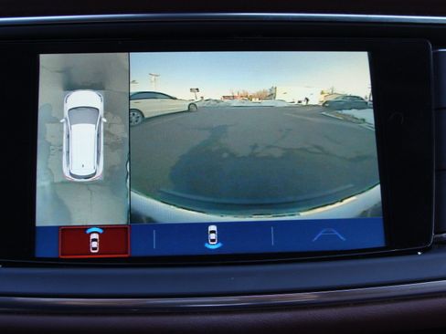 Used 2018 Buick Enclave Avenir w/ Avenir Technology Package image 27