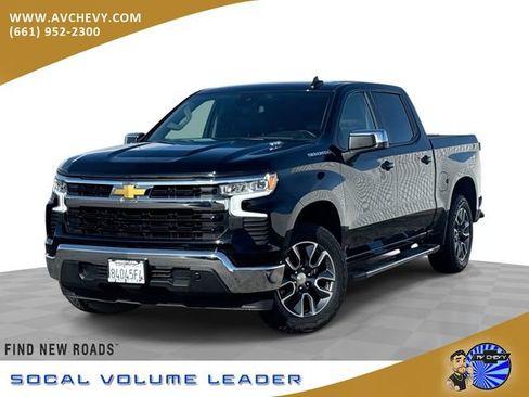 Certified 2025 Chevrolet Silverado 1500 LT w/ Leather Package image 1