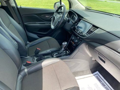 Used 2021 Buick Encore Preferred w/ Safety Package II AWD/4WD image 20
