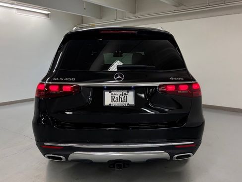 Certified 2026 Mercedes-Benz GLS 450 4MATIC image 4