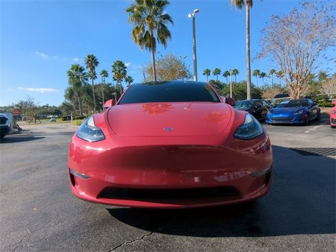 Used 2022 Tesla Model Y Performance image 3