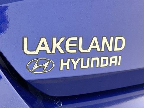 Used 2023 Hyundai Elantra Limited FWD image 29