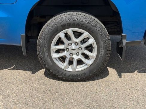 Used 2024 Chevrolet Silverado 1500 RST AWD/4WD image 14