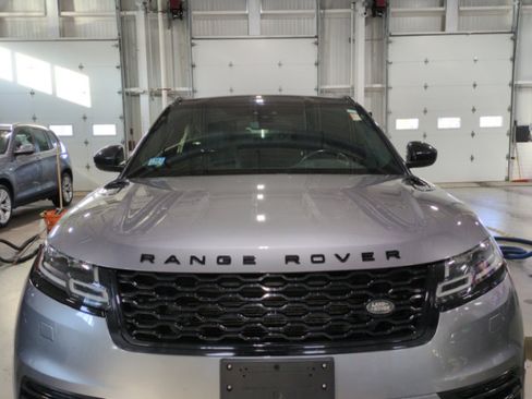 Used 2020 Land Rover Range Rover Velar R-Dynamic S image 5