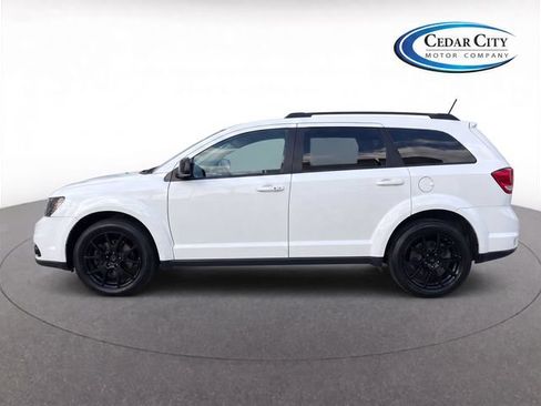 Used 2016 Dodge Journey SXT w/ Blacktop Package FWD image 6