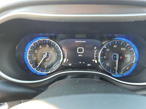 New 2026 Chrysler Pacifica Select image 39