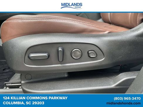 Used 2021 Buick Enclave Avenir w/ Avenir Technology Package AWD/4WD image 16