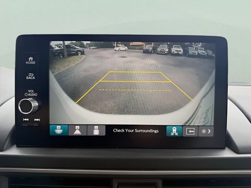 Certified 2023 Honda Pilot Touring image 18
