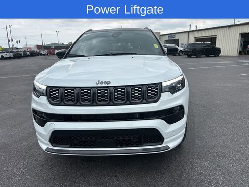 Used 2024 Jeep Compass Limited w/ Driver Assist Group I AWD/4WD image 9