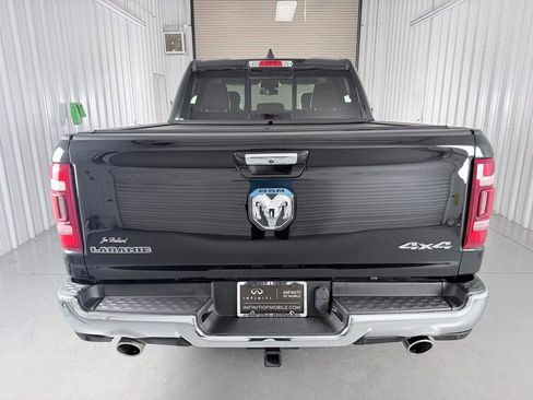 Used 2019 RAM 1500 Laramie AWD/4WD image 5