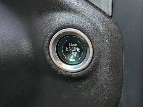 Used 2020 GMC Sierra 3500 Denali w/ Denali Ultimate Package image 22