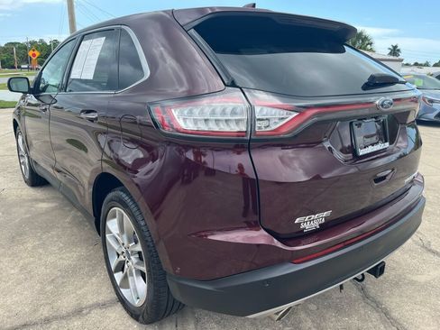 Used 2018 Ford Edge Titanium w/ Equipment Group 302A AWD/4WD image 5