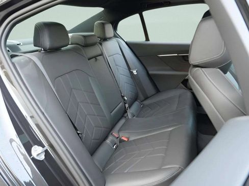 Used 2024 BMW 530i xDrive 530i xDrive image 38