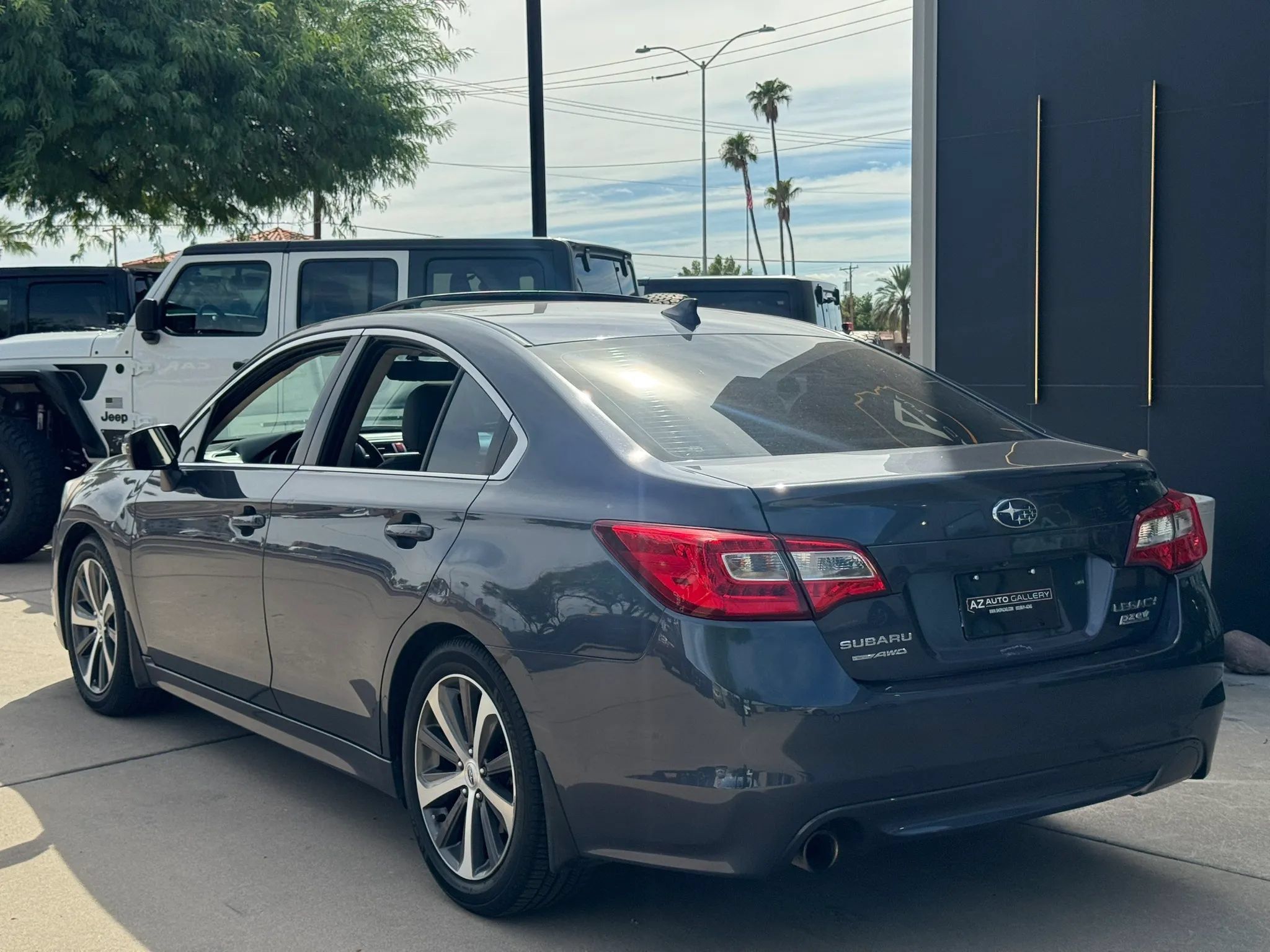 Used 2017 Subaru Legacy 2.5i Limited AWD/4WD image 7