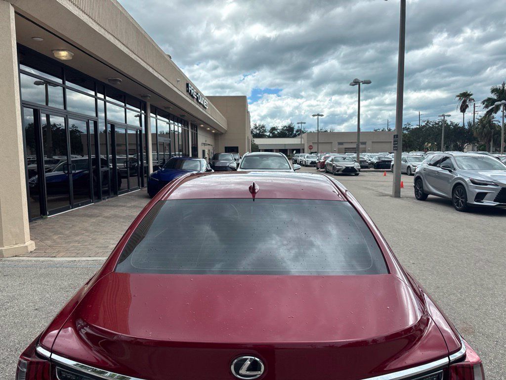 Certified 2023 Lexus ES 350 w/ Premium Package FWD image 11