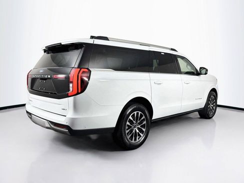 Used 2025 Ford Expedition Max Platinum AWD/4WD image 11