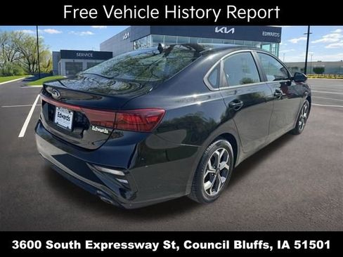 Used 2020 Kia Forte LXS FWD image 3