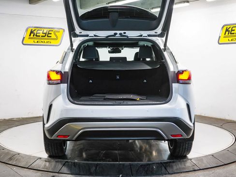 Used 2025 Lexus RX 450h Luxury w/ Convenience Package image 27