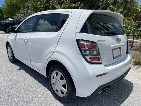 Used 2019 Chevrolet Sonic LT FWD image 5