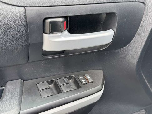 Used 2018 Toyota Tundra SR5 w/ SR5 Upgrade Package RWD image 27