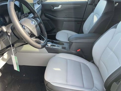 New 2026 Ford Escape Platinum image 10