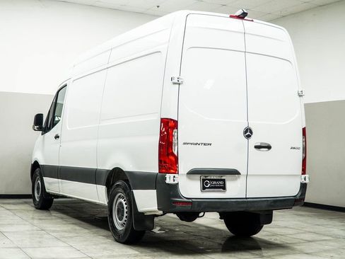 Used 2020 Mercedes-Benz Sprinter 144 Cargo image 10