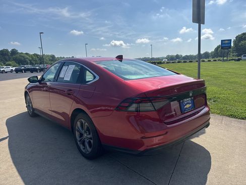 Used 2024 Honda Accord EX image 7